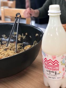 느린막걸리.jpg mb-file.php?path=2019%2F04%2F24%2FF173_%EB%8A%90%EB%A6%B0%EB%A7%89%EA%B1%B8%EB%A6%AC.jpg